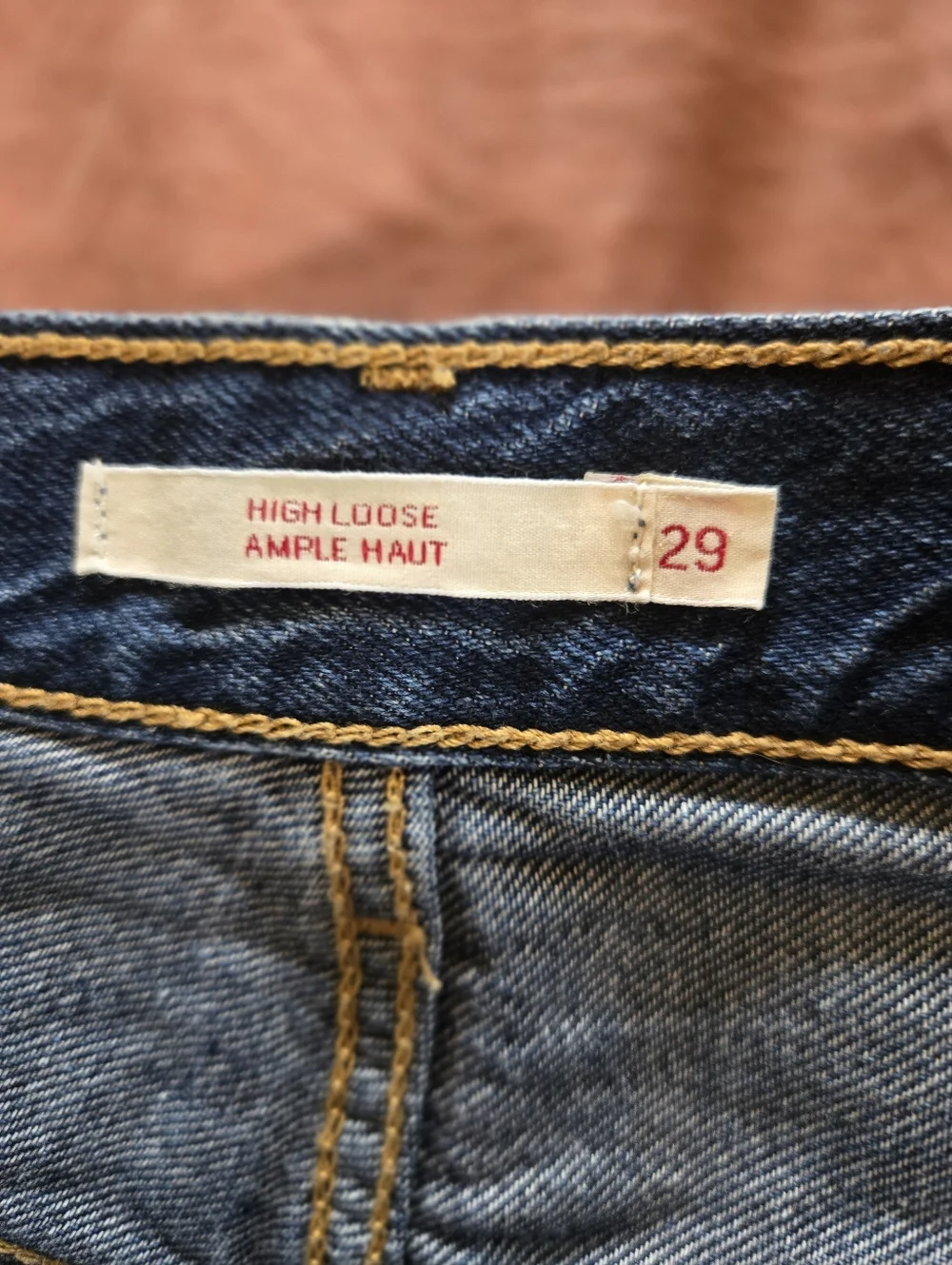 VINTAGE! Levi's | High-Waist Wide Leg 'High Loose' Blue Jeans for Women, Size 29 - Picture 4 of 11
